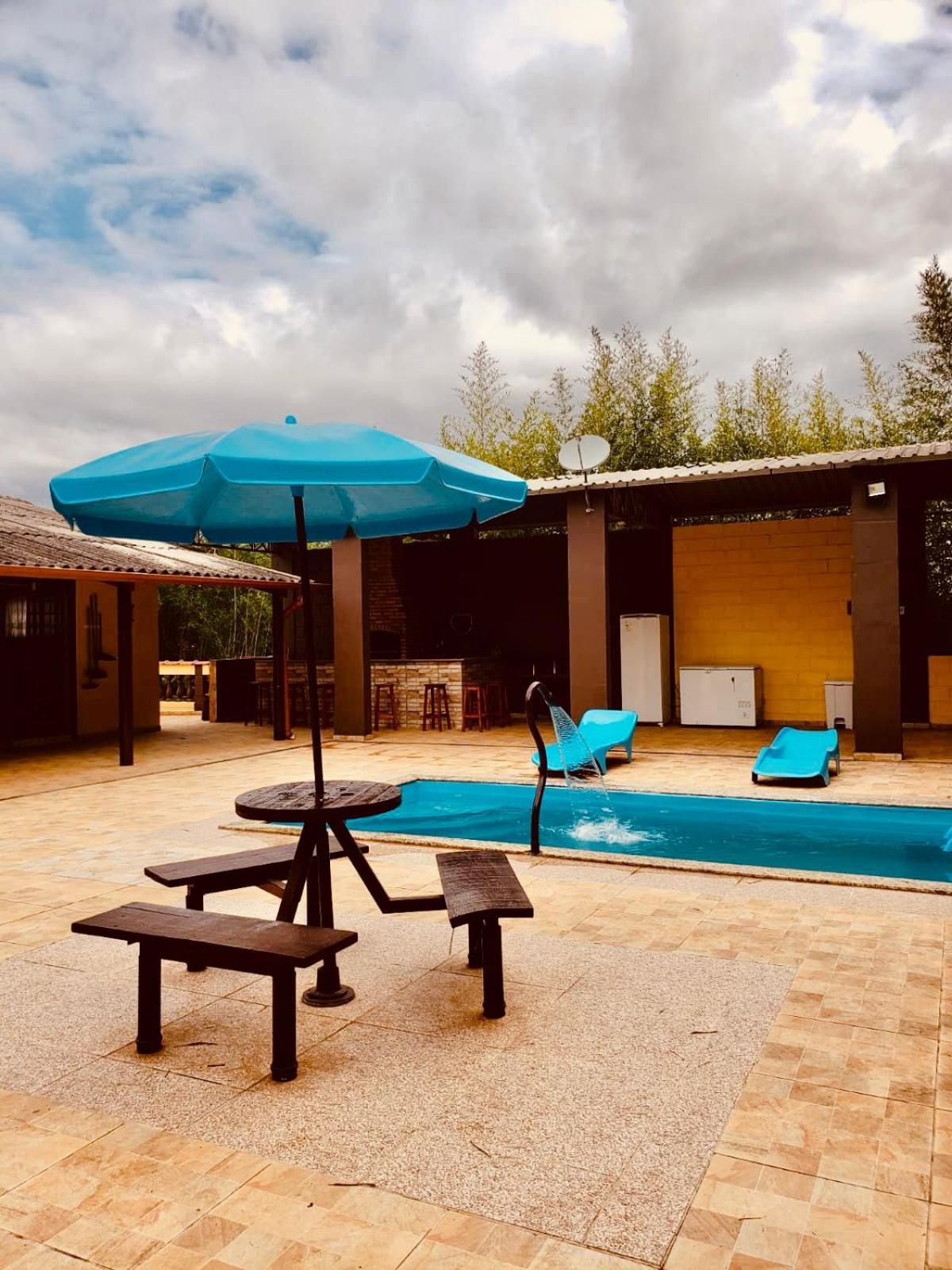 Guaratinguetá Chacara Charmosa Com Piscina, Campo De Futebolヴィラ エクステリア 写真