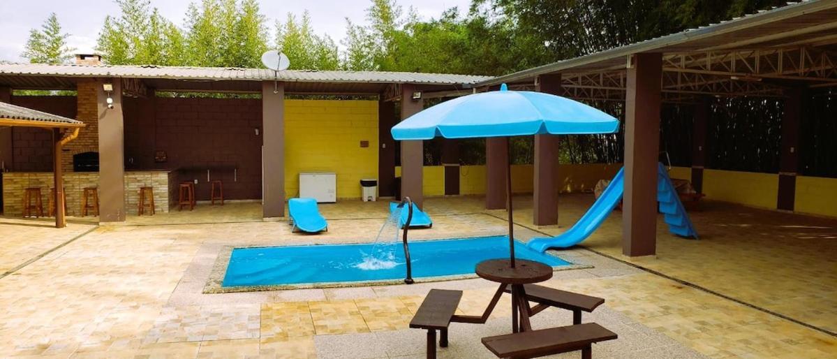 Guaratinguetá Chacara Charmosa Com Piscina, Campo De Futebolヴィラ エクステリア 写真